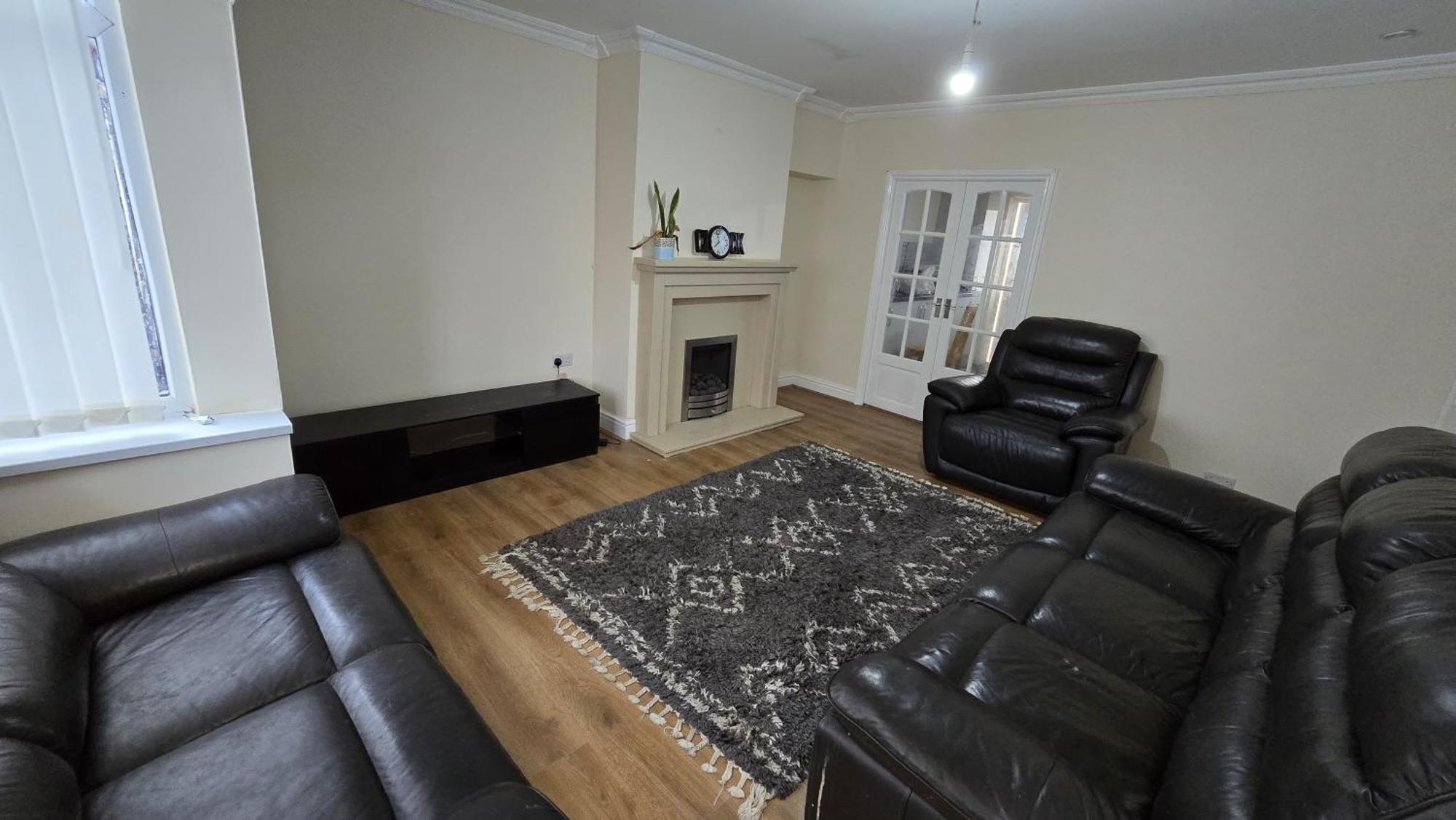 Entire Three Bedroom House In Birmingham Exterior foto