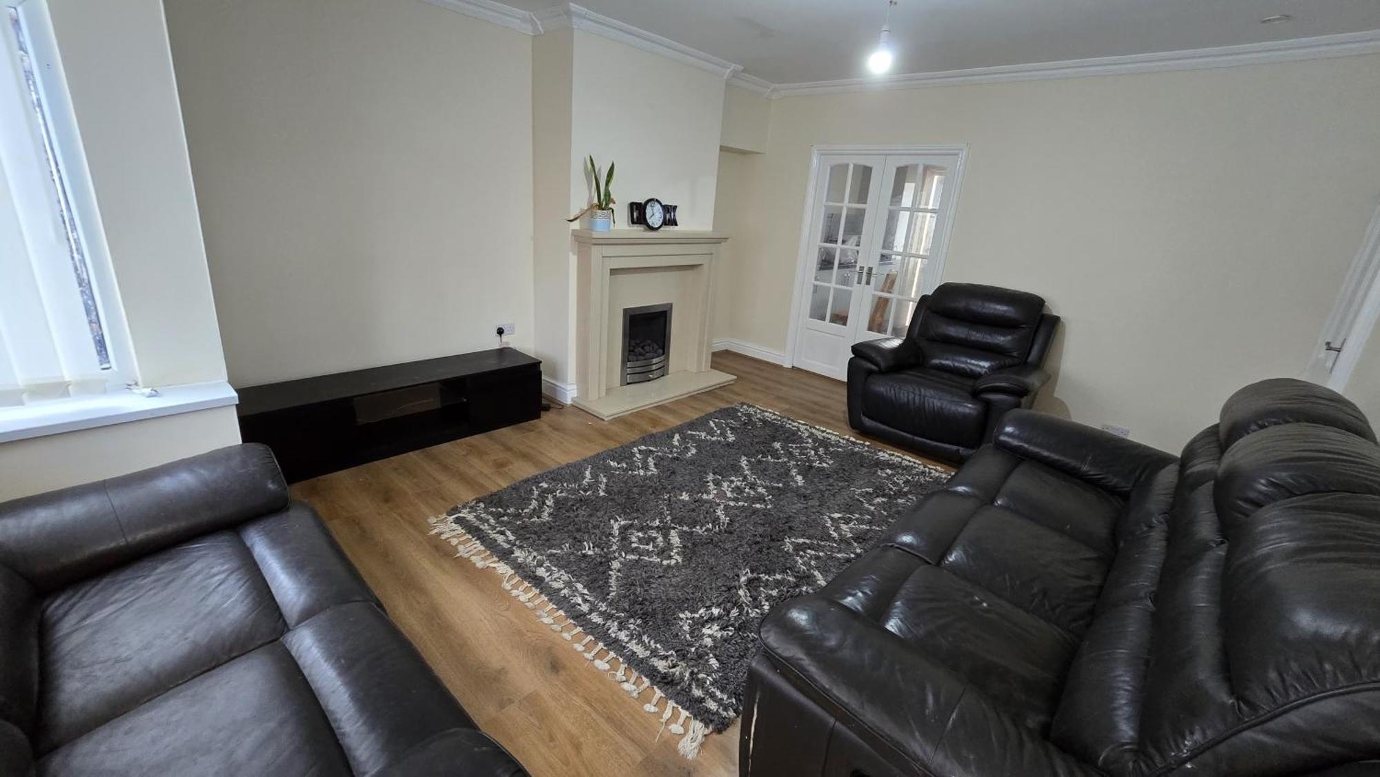 Entire Three Bedroom House In Birmingham Exterior foto