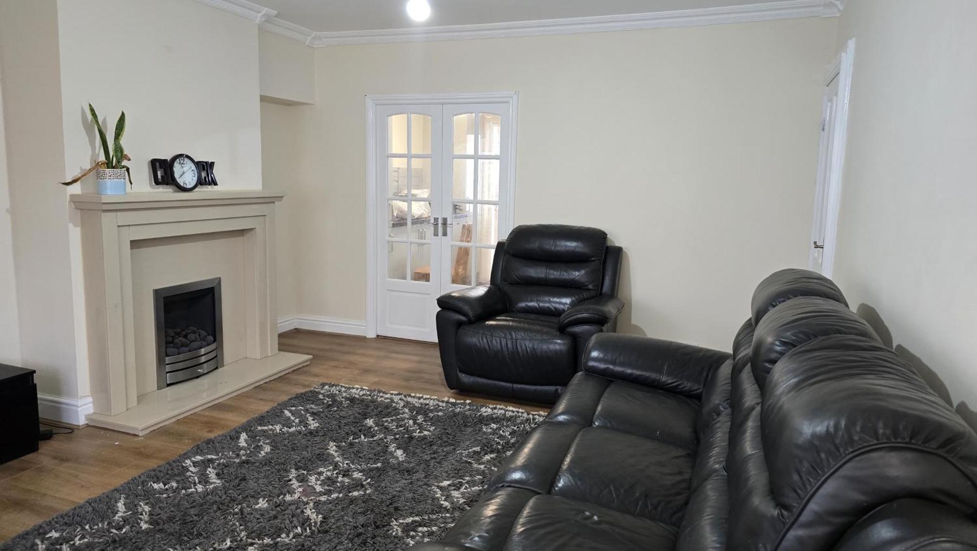 Entire Three Bedroom House In Birmingham Exterior foto